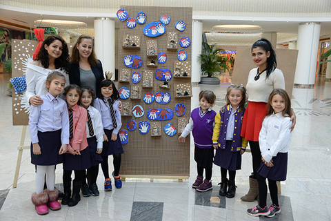 Endülüs Park’ta Işıltılı ‘Yeni Yıl’ Sergisi   