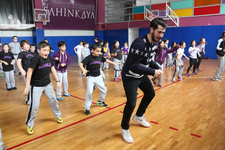 Şölen Havasında 23 Nisan Kutlaması